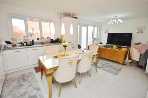 Kitchen/Family Room