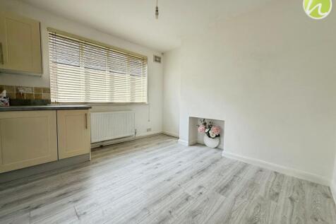 Kitchen/ Dining Room