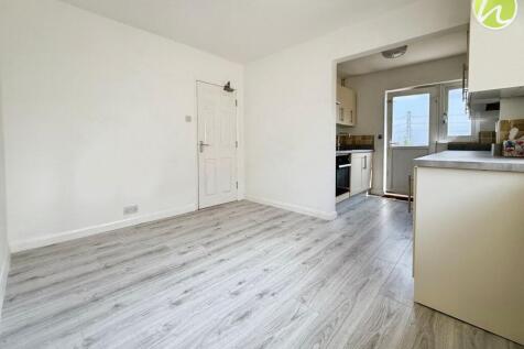Kitchen/ Dining Room