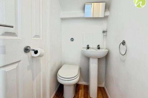 First Floor En-suite