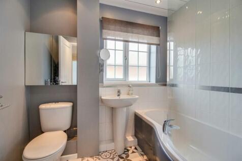 BATHROOM/W.C.