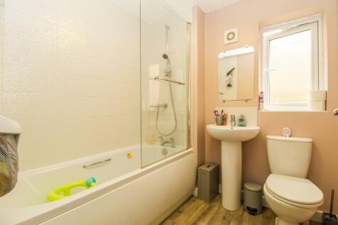BATHROOM/W.C.