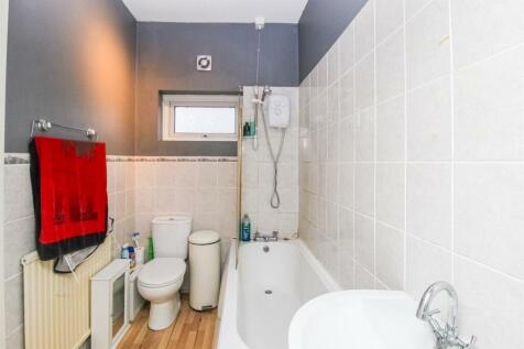 BATHROOM/W.C.