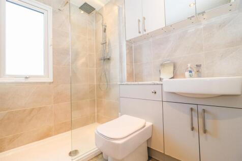 BATHROOM/W.C.