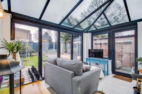 SUN ROOM
