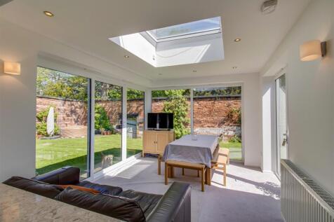 SUN ROOM