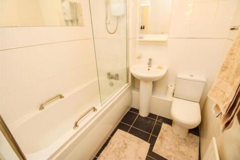 BATHROOM/W.C.