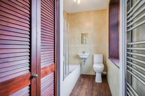 BATHROOM/W.C.