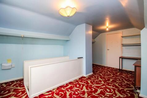 LOFT ROOM