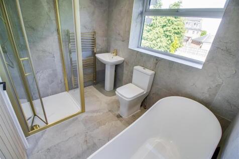 BATHROOM/W.C.