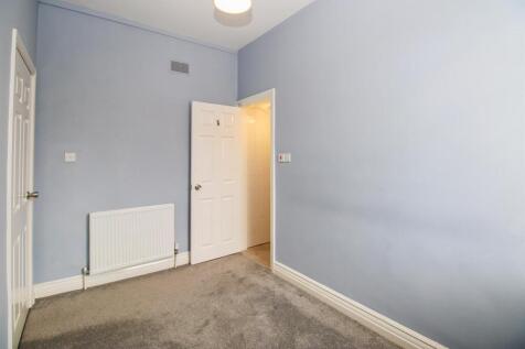 DRESSING ROOM/OFFICE