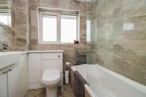 HOUSE BATHROOM