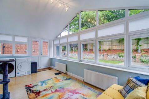 SUN ROOM