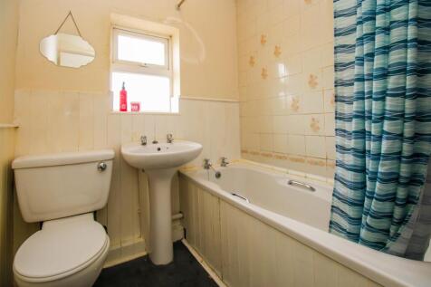 BATHROOM/W.C.