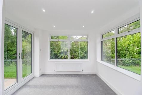GARDEN ROOM