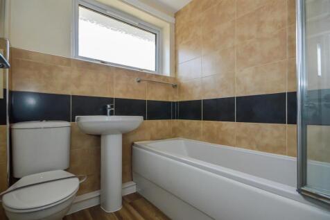 BATHROOM/W.C.