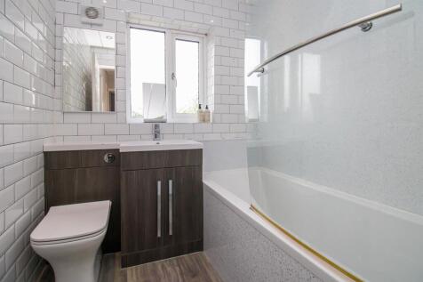 BATHROOM/W.C.
