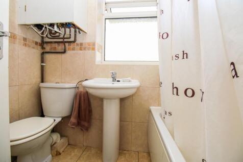 BATHROOM/W.C.