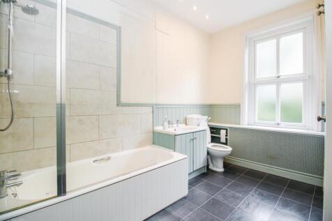 HOUSE BATHROOM/W.C