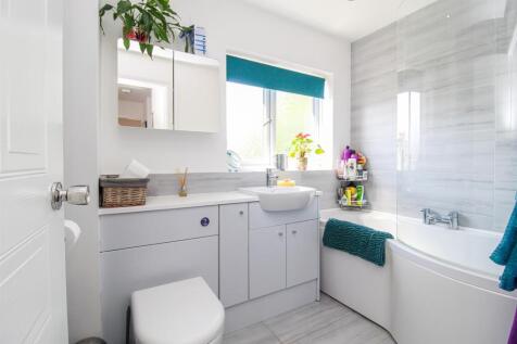 BATHROOM/W.C.