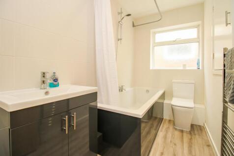 BATHROOM/W.C.