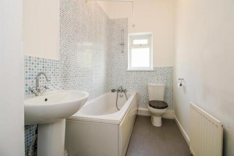 HOUSE BATHROOM