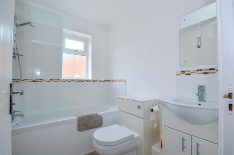 BATHROOM/W.C.