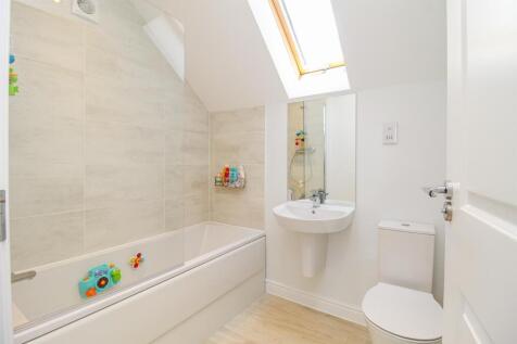 BATHROOM/W.C.
