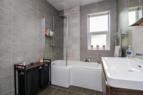 HOUSE BATHROOM/W.C.