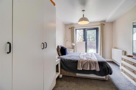 BEDROOM SIX