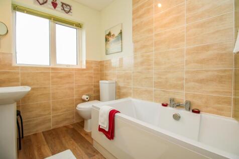 BATHROOM/W.C.