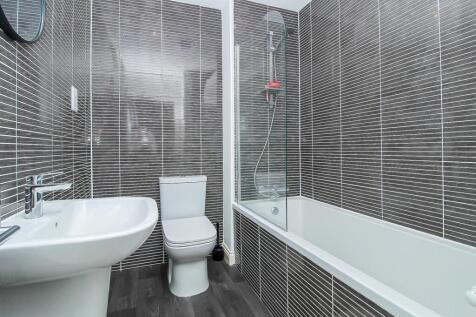 BATHROOM/W.C.