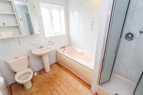 BATHROOM/W.C.