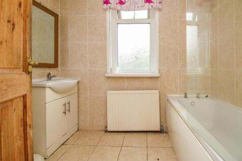 BATHROOM/W.C.