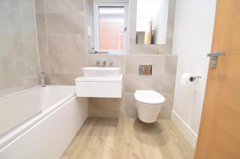 BATHROOM/W.C.