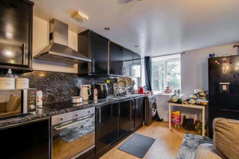 OPEN PLAN LIVING KITCHEN DINER