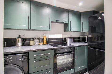 LOWER GROUND FLOOR KITCHEN