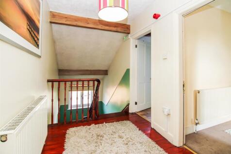 SECOND FLOOR LANDING