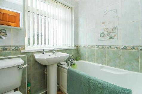 BATHROOM/W.C.