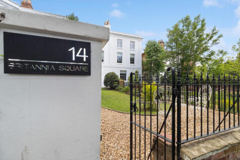 Property Image 32