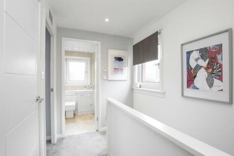 28 McBain Place 22.jpg