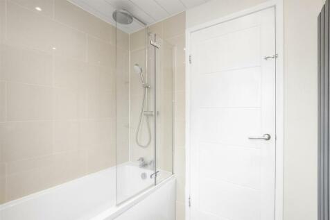 28 McBain Place 24.jpg