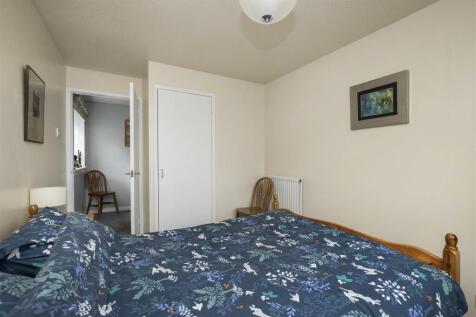 16 Katrine Place 22.jpg