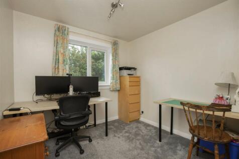 16 Katrine Place 23.jpg