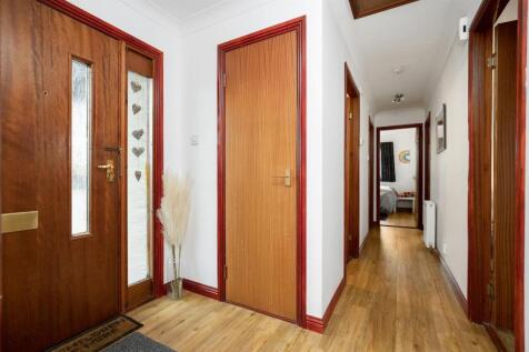 26 Auld Mart Road_07.jpg