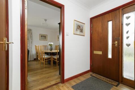 26 Auld Mart Road_08.jpg
