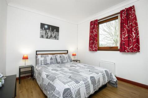 26 Auld Mart Road_20.jpg