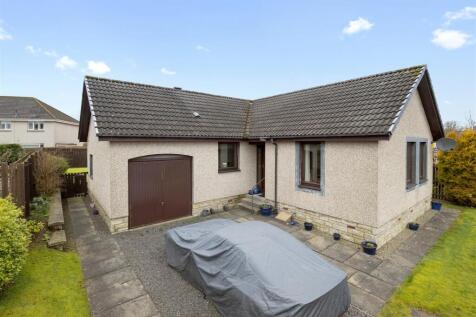 26 Auld Mart Road_04.jpg