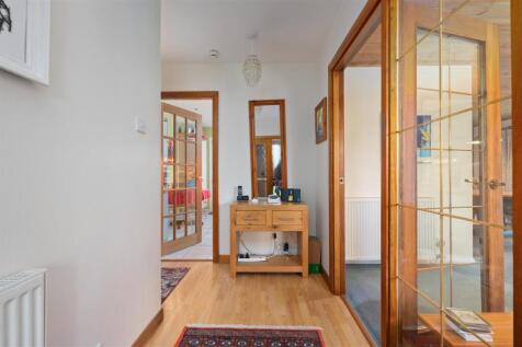 Manse Road 006.JPG