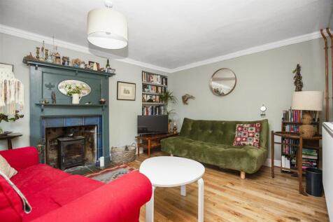 Corner Cottage 7.jpg